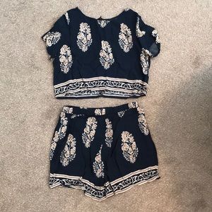 Two piece set